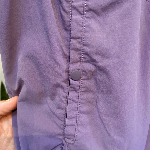 Mountain Hardwear Echo Lake womens XS top. Like new. - Picture 6 of 7